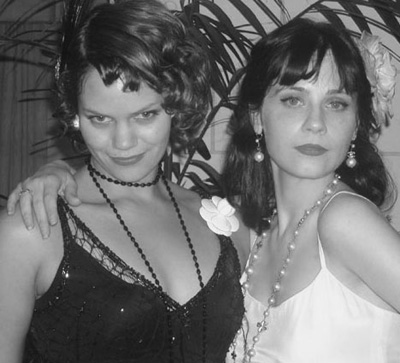 y-samantha_zooey_close