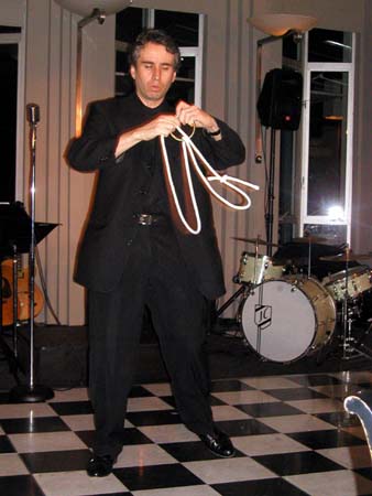 lou_serrano_rope